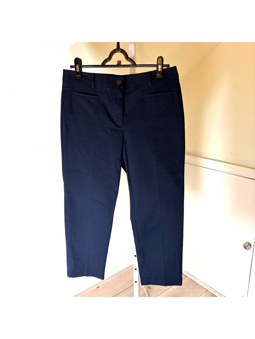 Ann Taylor EUC Women's Blue Cropped Chinos Size 8P